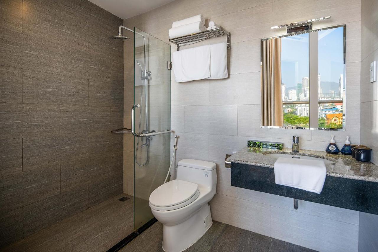 Richico Luxury Apartel Ocean Da Nang Buitenkant foto